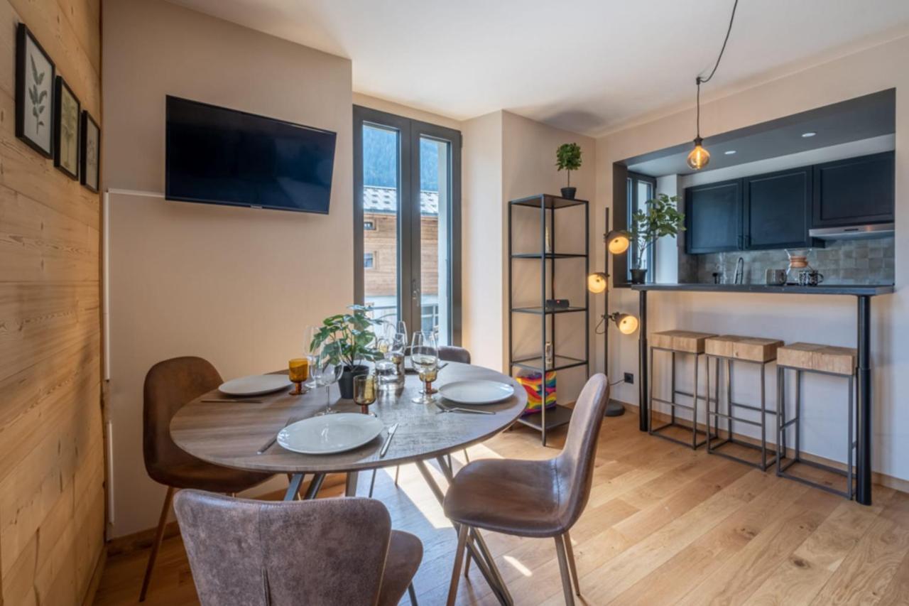 Newly Renovated Apartment With Mont Blanc View 霞慕尼 外观 照片
